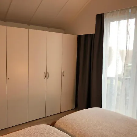 Knus Met Zicht Op Zeepolder Apartament *